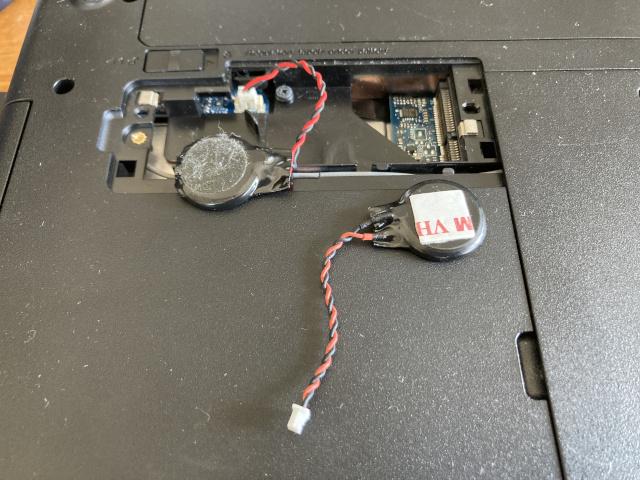 E430の内蔵バッテリー